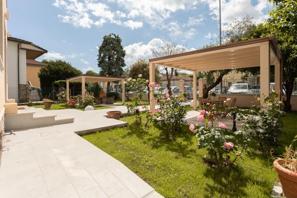 Villa Rosa Antica Lukka Zewnętrze zdjęcie