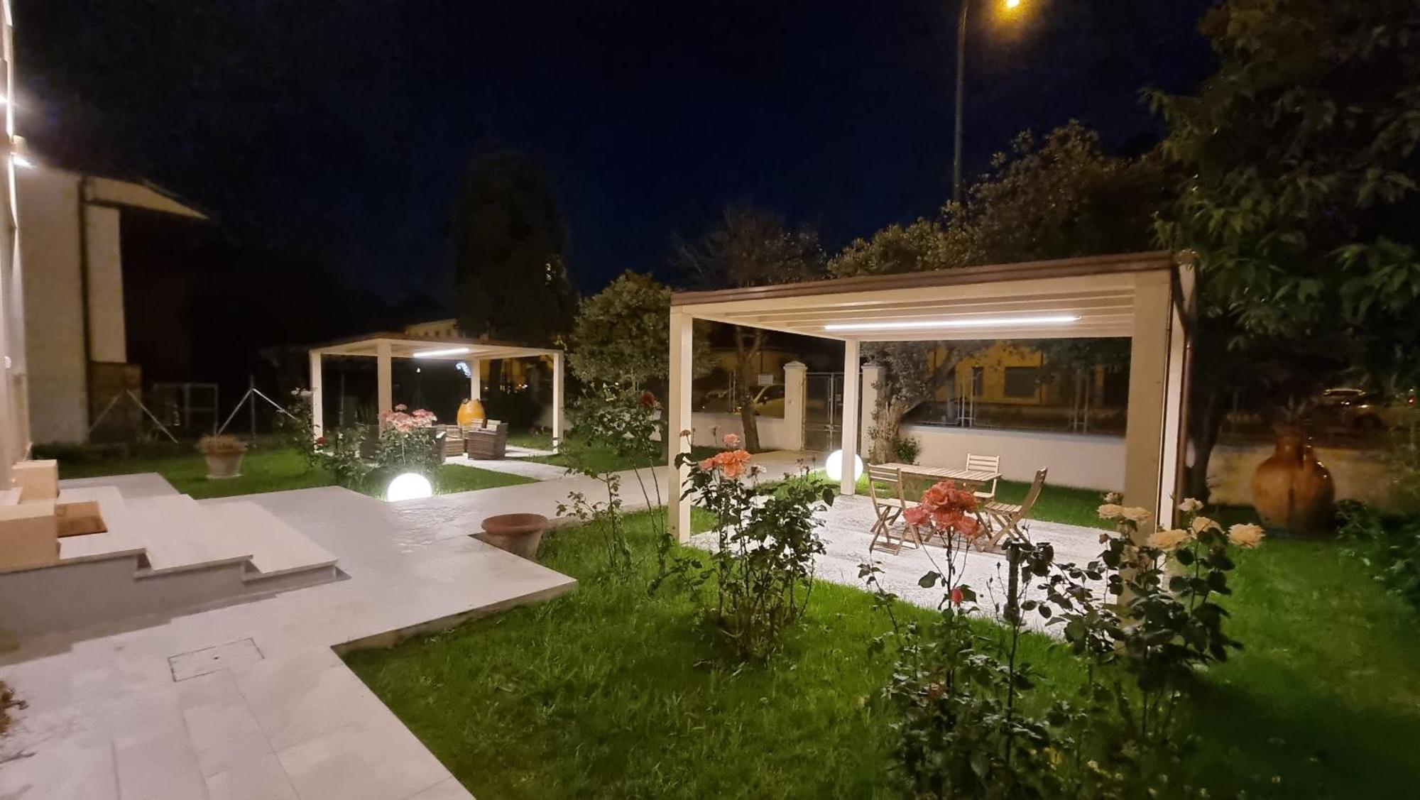 Villa Rosa Antica Lukka Zewnętrze zdjęcie